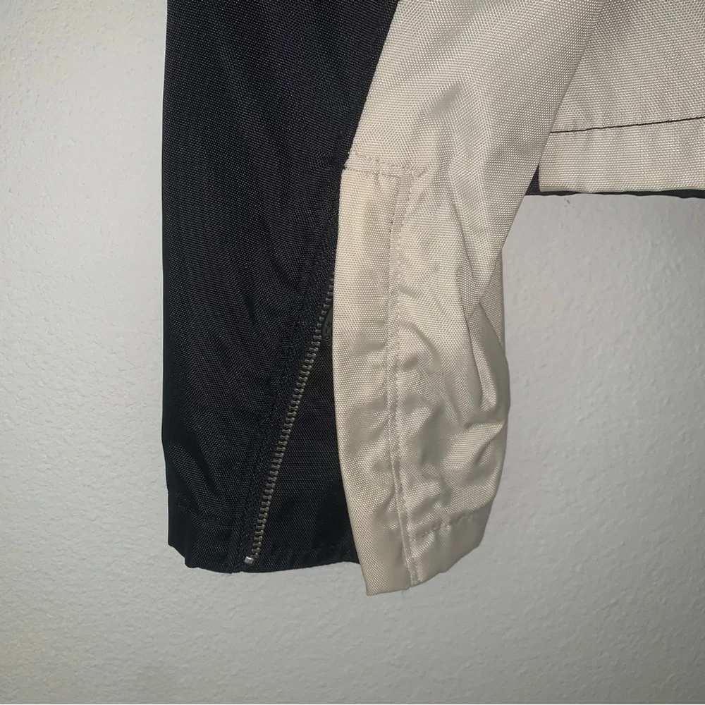 Size Medium - Women’s Authentic Vintage Harley Davidson Jacket - Picture 6 of 9
